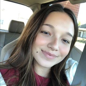 Meet your Posher, Hailey